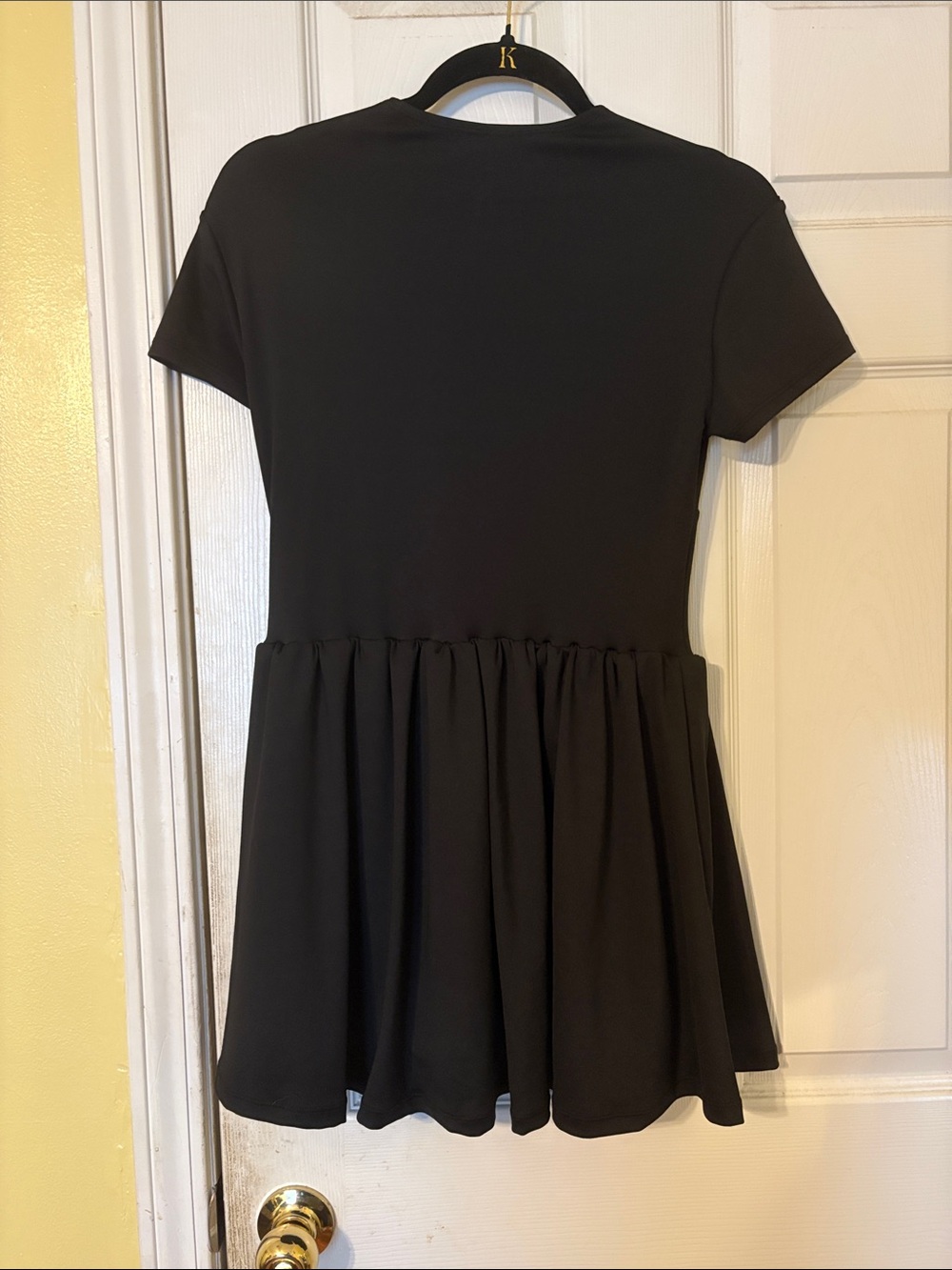 Black Short Sleeve Peplum Tunic Top